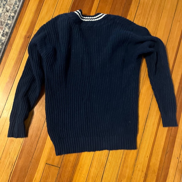 American Eagle Sweater (XS) - Picture 1 of 3